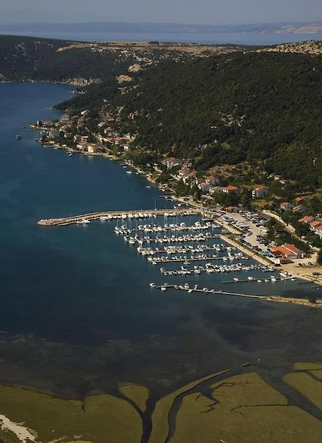 Beachfront Apartment With 1 Bedroom And Terrace Supetarska Draga Κροατία